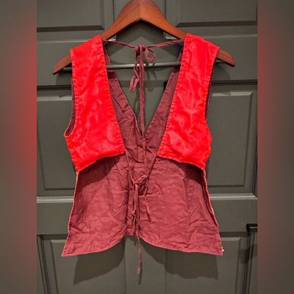 Red backless tie top - Picture 3 of 3